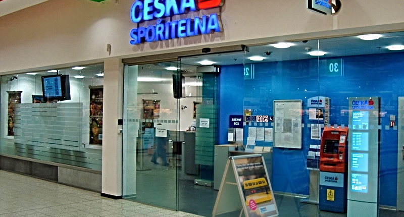 Ceska Sporitelna Digital Signage Finance